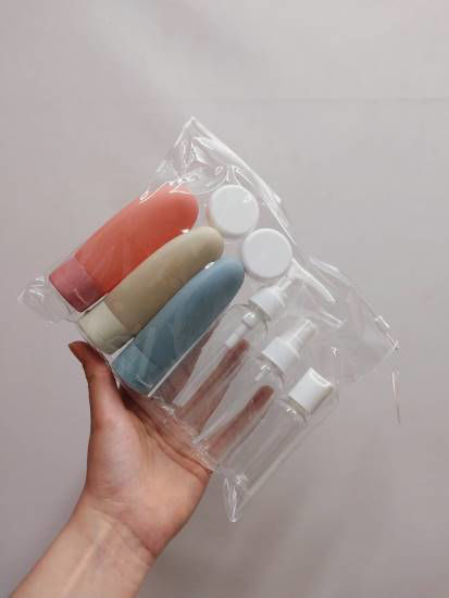 Imagen de PORTA LIQUIDO/ CREMA VIAJERO EN SET TRENDY 4.25